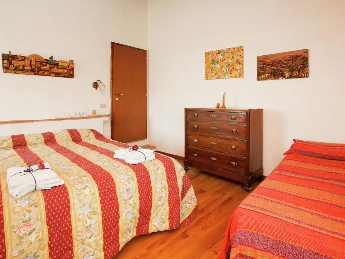 Holiday home Belvilla By Oyo Casa Tiglio San Quirico d'Orcia