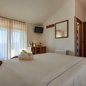 Casanova - Wellness Center La Grotta Etrusca San Quirico dʼOrcia